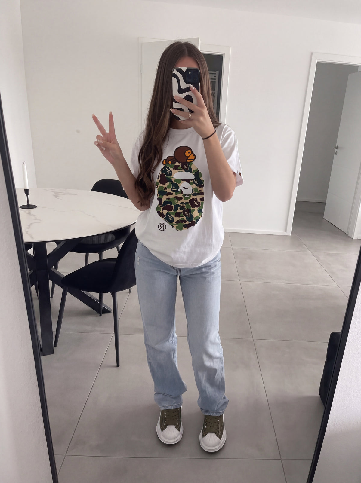 SLEEPY APE TEE