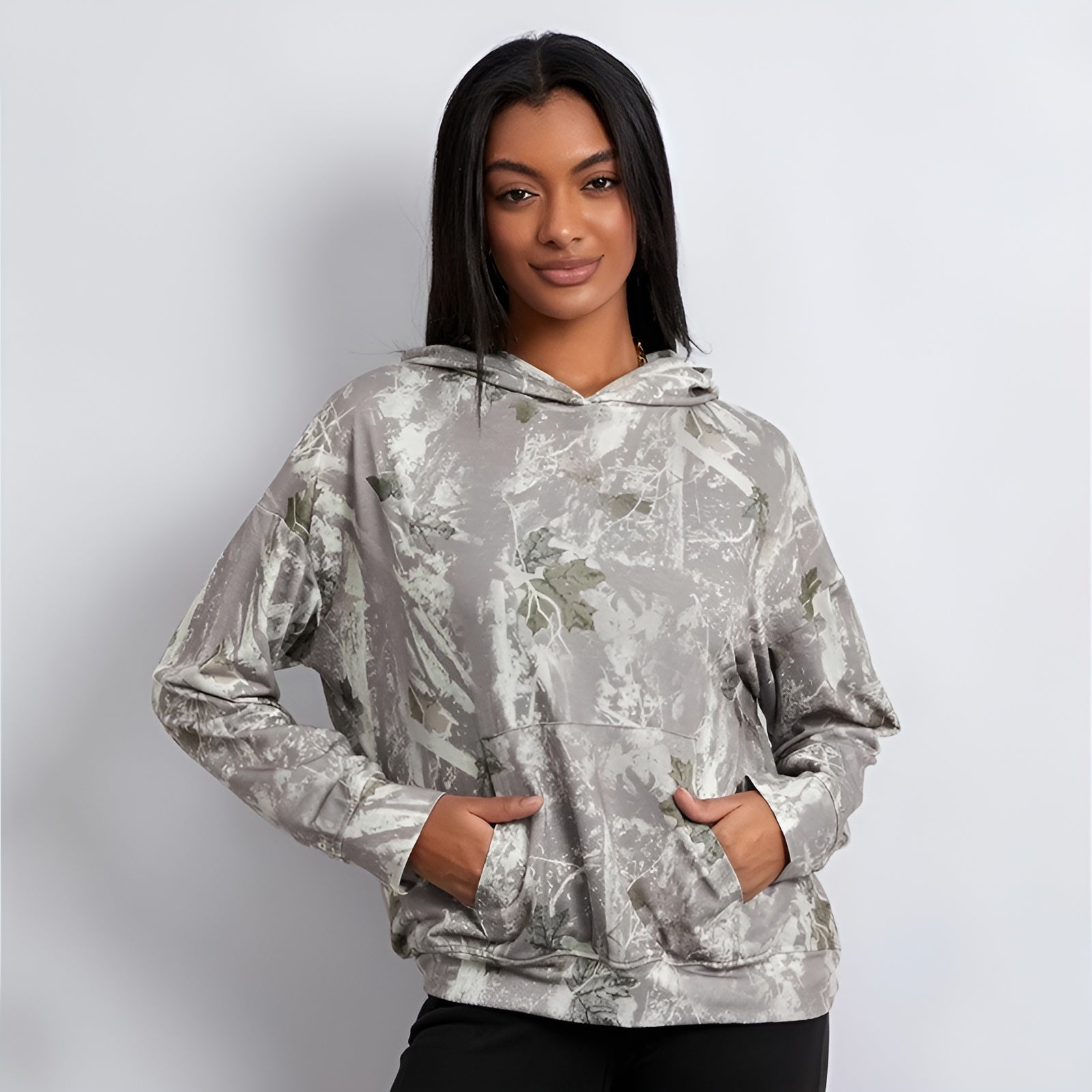 Kapuzenpullover mit Camouflage-Muster