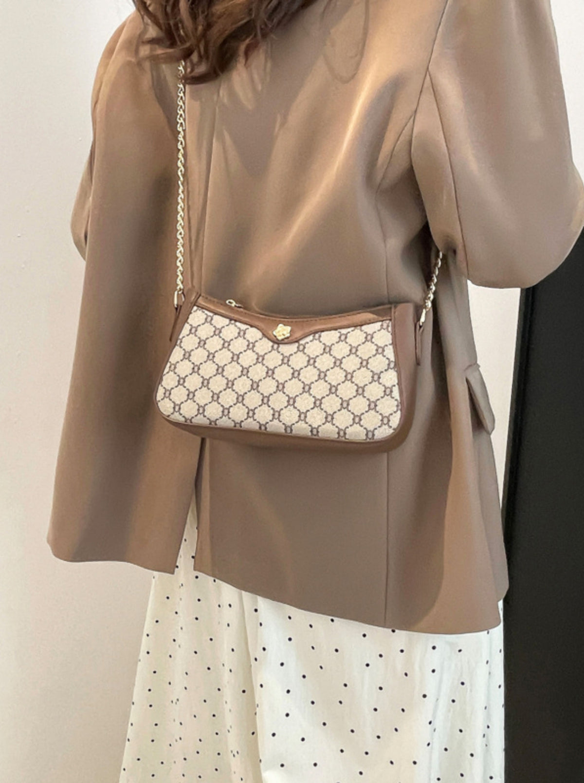 Chain Shoulder Bag