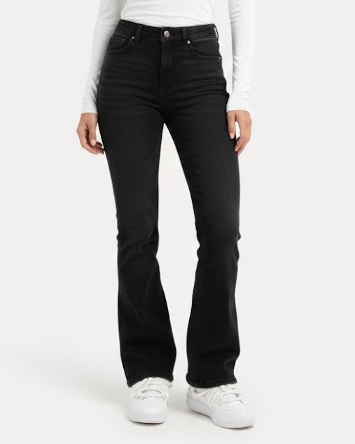 Horizon Straight Jeans
