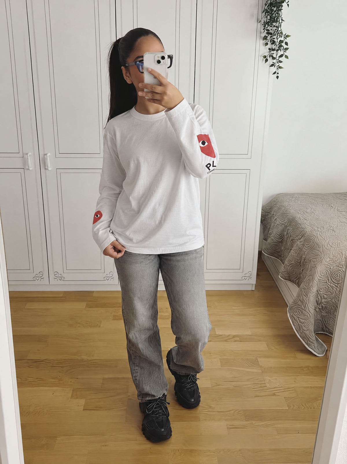 HEART DROP LONGSLEEVE