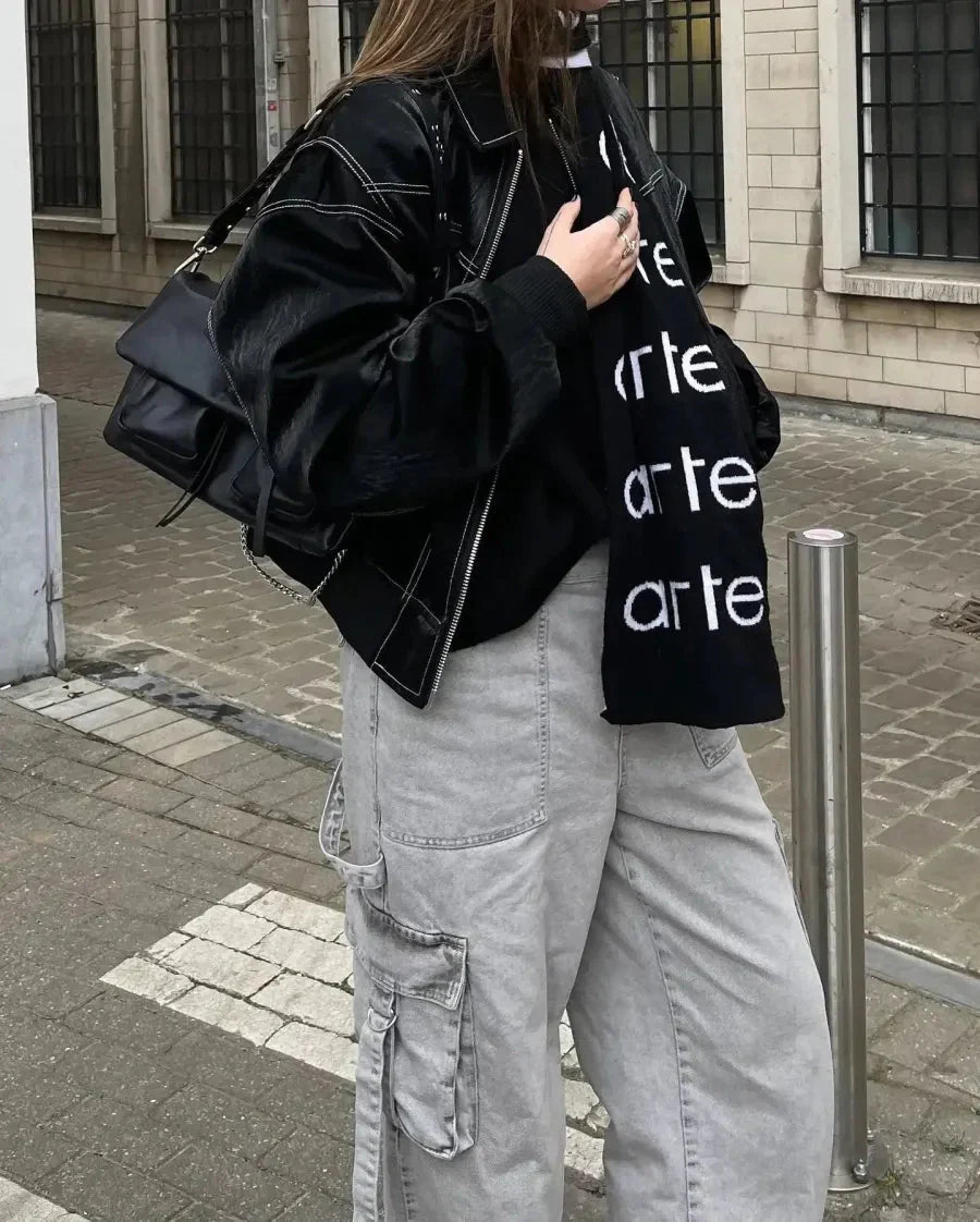 Blouson aviateur viral en similicuir
