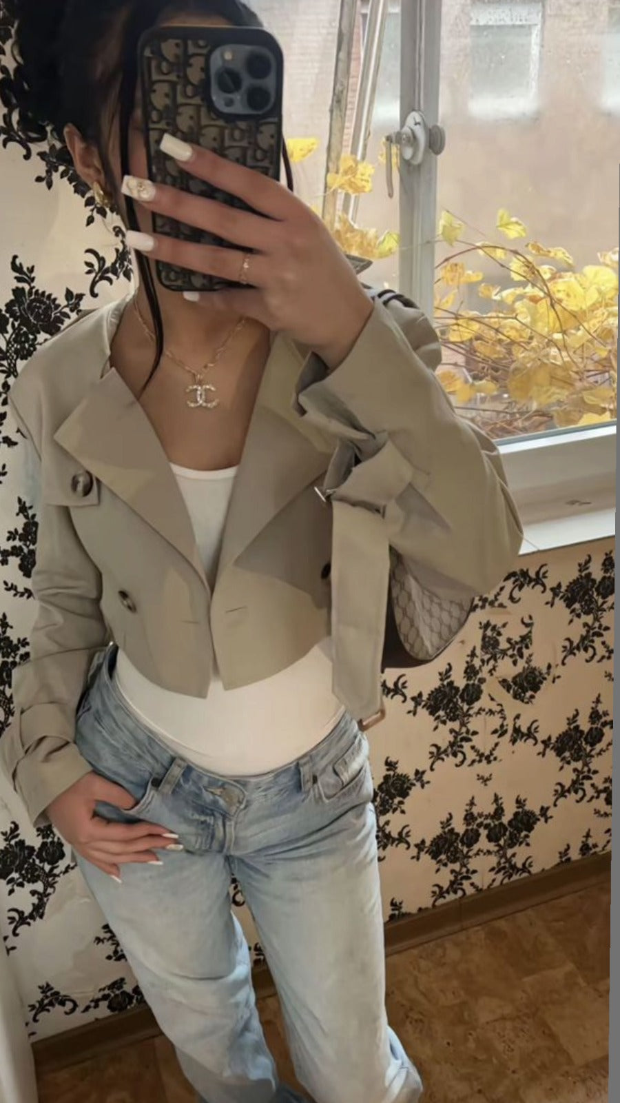 VIRAL OUTFIT - Ivory Moon